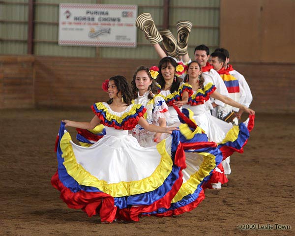Columbian Dance Troupe
